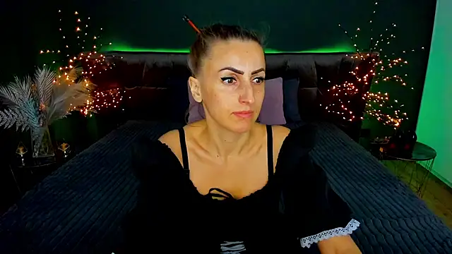 Rebecca Diamond online show from 10-02-25, 05:14