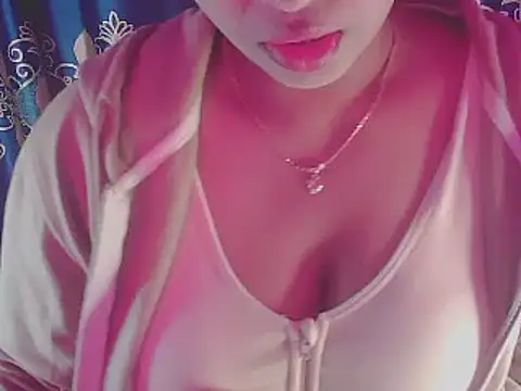 Snapshot of banglarani880 chatting on 12-28-24, 03:04 banglarani880 online show from 12-28-24, 03:04