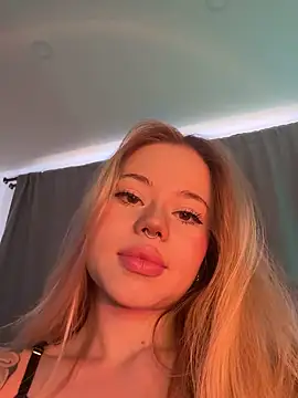 curchez  online show from 01-18-25, 08:30