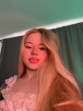 curchez  online show from 02-05-25, 08:35