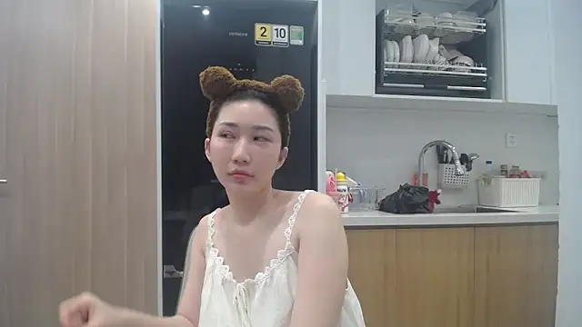 Asiagirll online show from 06-17-26, 03:24