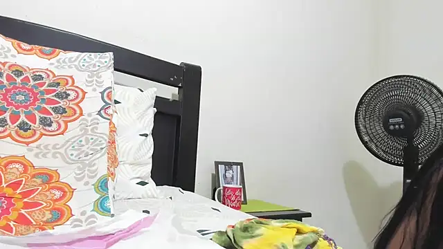 Snapshot of mara2020_69 chatting on 01-24-25, 04:49 mara2020 69 online show from 01-24-25, 04:49