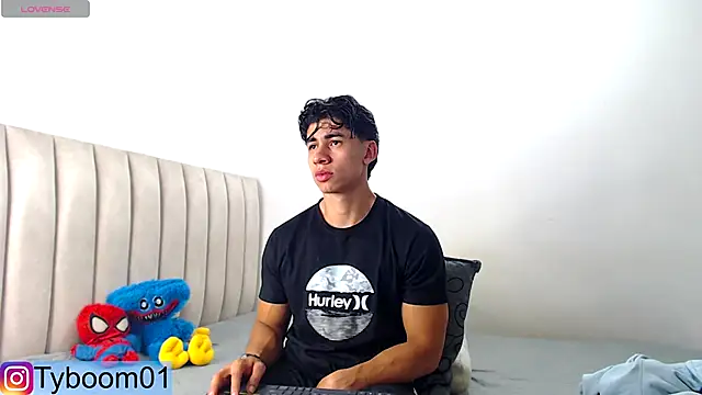 TYLER BOOM online show from 12-02-24, 02:53