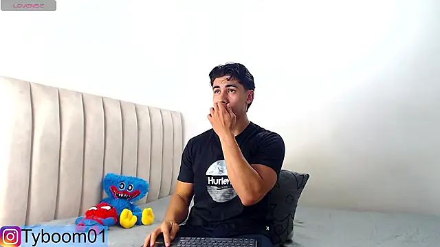 TYLER BOOM online show from 12-04-24, 12:52
