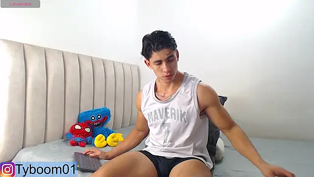 TYLER BOOM online show from 12-05-24, 01:25