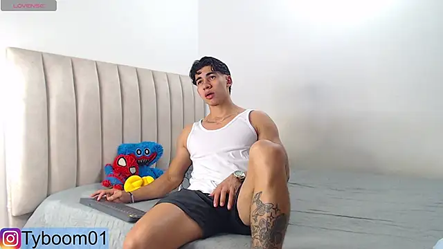 TYLER BOOM online show from 12-08-24, 12:18