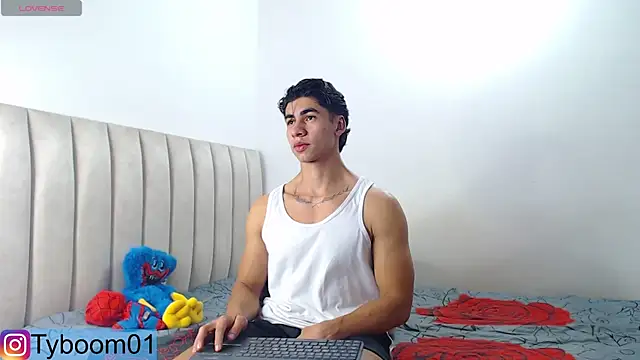 TYLER BOOM online show from 12-24-24, 01:38