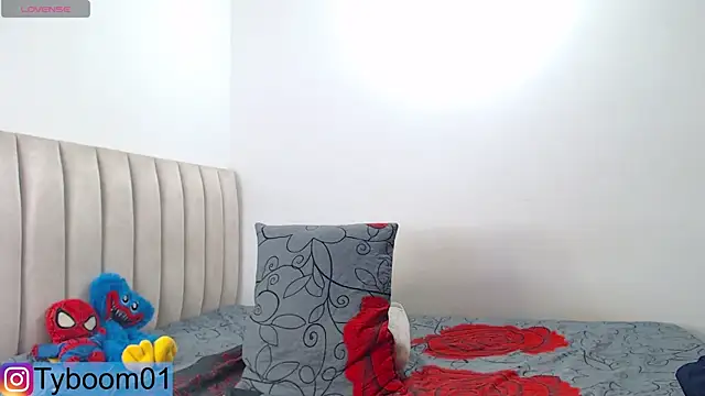 TYLER BOOM online show from 12-29-24, 03:22