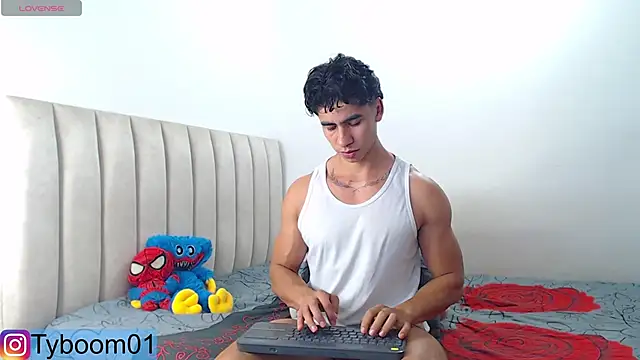 TYLER BOOM online show from 12-31-24, 09:06