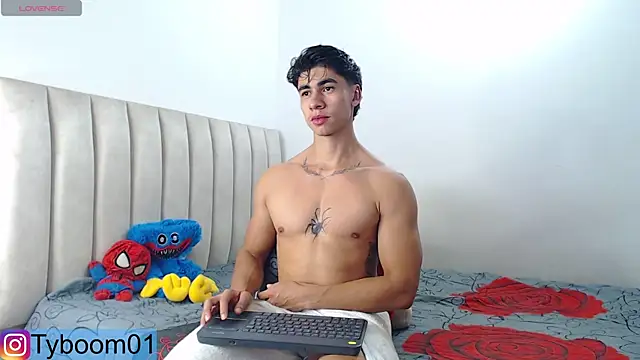 TYLER BOOM online show from 01-04-25, 01:10