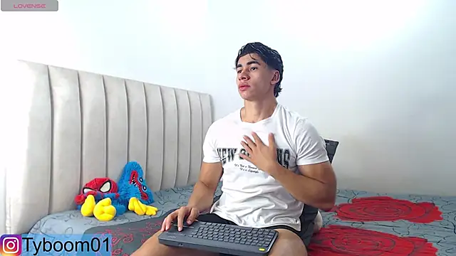 TYLER BOOM online show from 01-27-25, 02:53