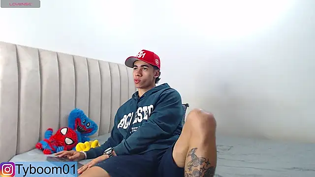 TYLER BOOM online show from 02-04-25, 02:43