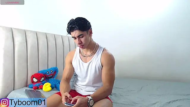 TYLER BOOM online show from 02-06-25, 04:03