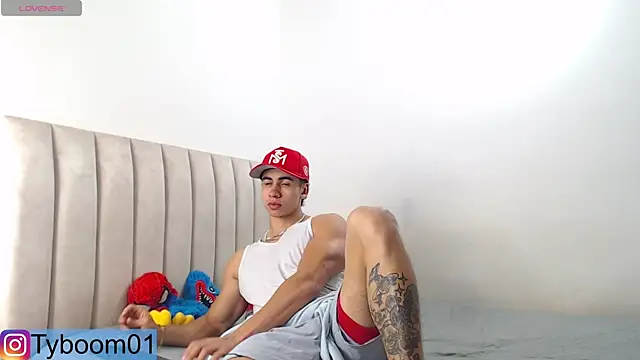 TYLER BOOM online show from 02-17-25, 04:48