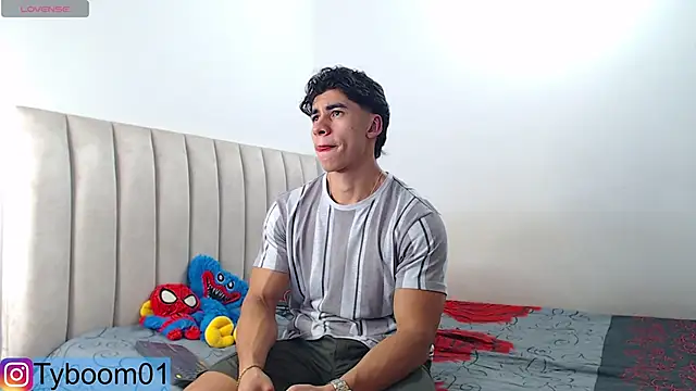 TYLER BOOM online show from 02-24-25, 04:47