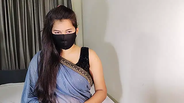 Snapshot of YourLovelyQueen chatting on 01-17-25, 04:26 YourLovelyQueen online show from 01-17-25, 04:26