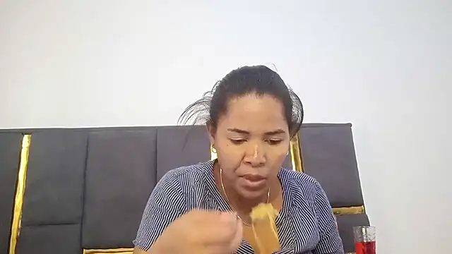 Snapshot of aleixane chatting on 03-11-26, 09:59 aleixane online show from 03-11-26, 09:59