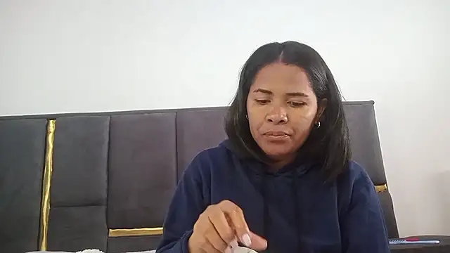aleixane online show from 04-29-26, 04:49