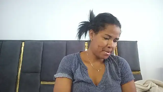 aleixane online show from 06-25-26, 05:07