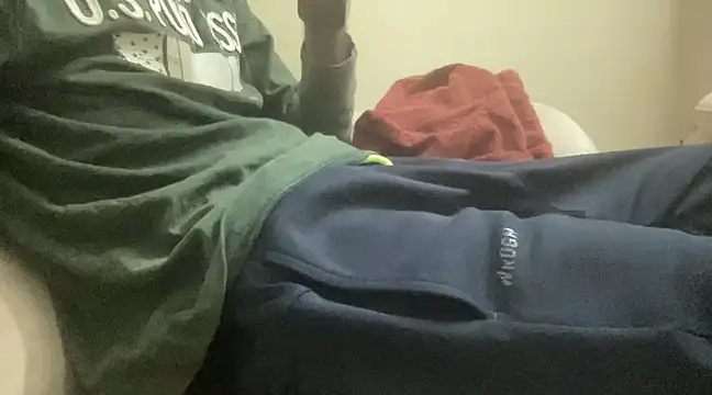 Snapshot of callboy_blr_hyd chatting on 02-26-25, 08:00 callboy blr hyd online show from 02-26-25, 08:00