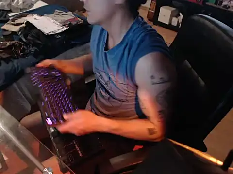 GruesoMexico online show from 03-01-26, 05:42