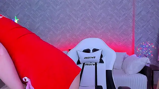 EvaBarsa  online show from 12-15-24, 12:18