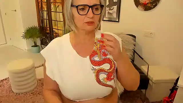 Milf-Ella online show from 02-24-25, 03:31