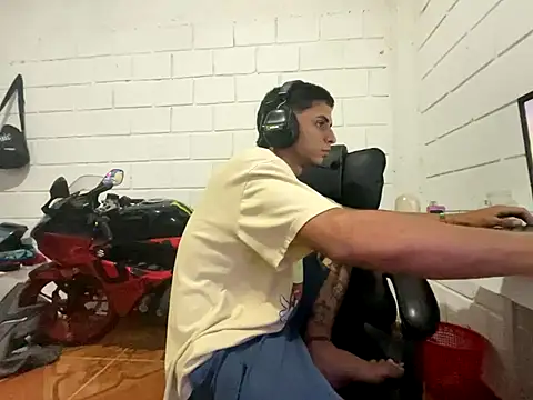 Max TheHorseDick online show from 12-03-25, 11:58