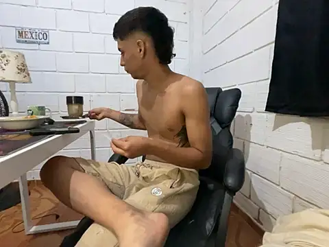 Max TheHorseDick online show from 05-10-26, 03:12