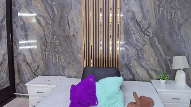 Nyakimgold online show from 11-18-25, 12:20