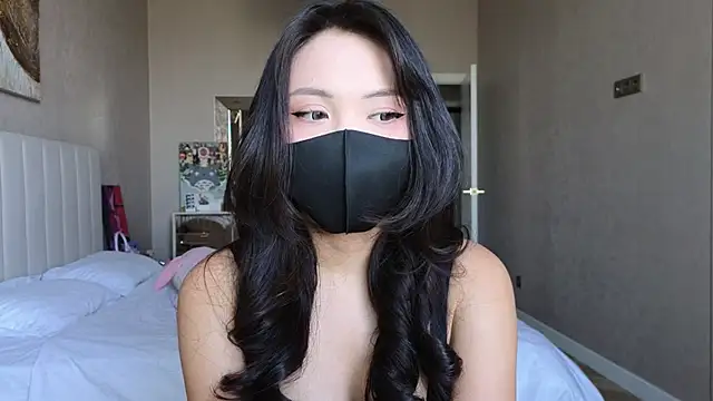 TammiLou online show from 09-10-25, 05:18