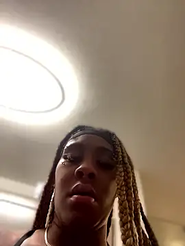 Foreignthababyy online show from 07-12-26, 01:51