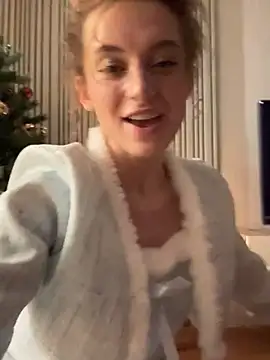 -AngelAri- online show from 12-24-24, 06:06