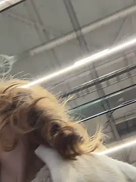 Snapshot of -AngelAri- chatting on 10-23-25, 06:06 -AngelAri- online show from 10-23-25, 06:06