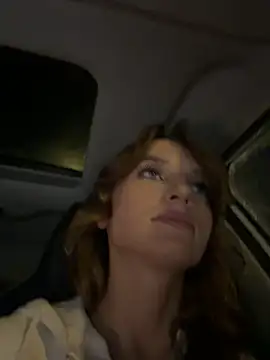 Snapshot of -AngelAri- chatting on 02-14-26, 09:11 -AngelAri- online show from 02-14-26, 09:11