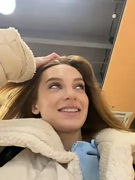 Snapshot of -AngelAri- chatting on 02-18-26, 06:15 -AngelAri- online show from 02-18-26, 06:15