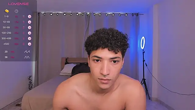 Snapshot of MitchellXD chatting on 02-23-25, 02:57 MitchellXD online show from 02-23-25, 02:57