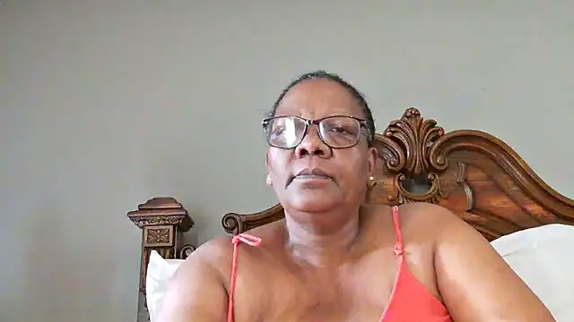 SEXYBOOBSNASS online show from 01-05-25, 05:30