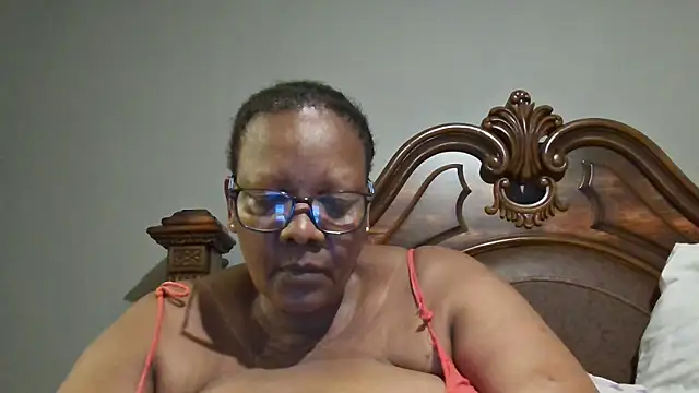 SEXYBOOBSNASS online show from 01-05-25, 05:51