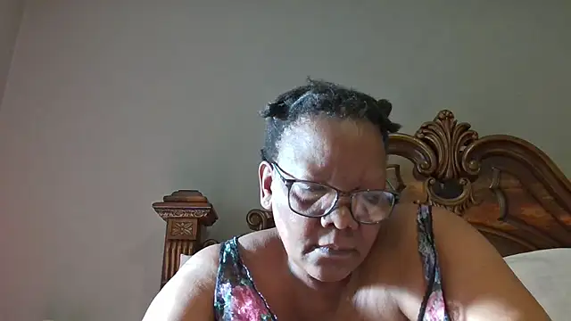 SEXYBOOBSNASS online show from 01-13-25, 05:33