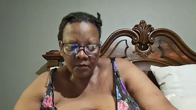 SEXYBOOBSNASS online show from 01-17-25, 03:01