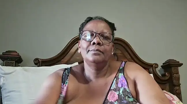 SEXYBOOBSNASS online show from 01-18-25, 03:38