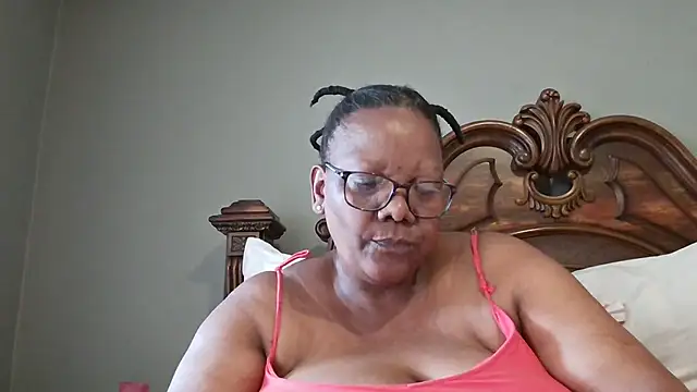 SEXYBOOBSNASS online show from 01-25-25, 08:42