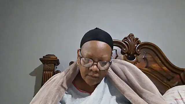 Snapshot of SEXYBOOBSNASS chatting on 09-30-25, 04:45 SEXYBOOBSNASS online show from 09-30-25, 04:45