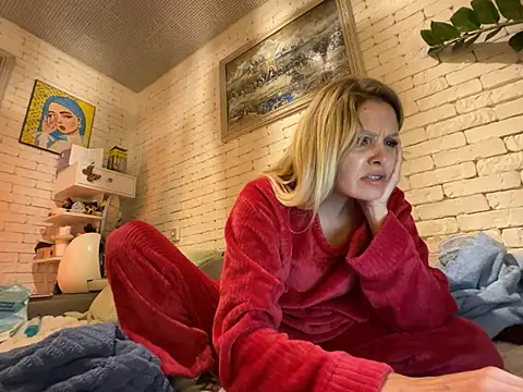 Snapshot of Angel_girllovemy chatting on 01-24-25, 03:55 Angel girllovemy online show from 01-24-25, 03:55