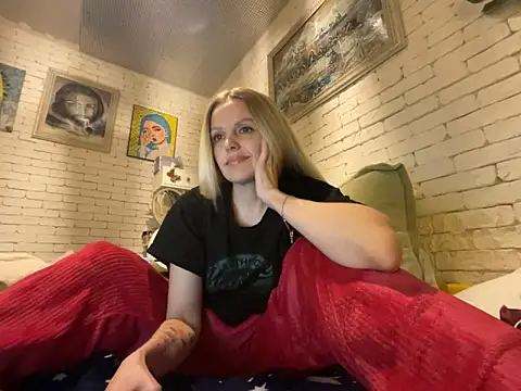 Snapshot of Angel_girllovemy chatting on 02-10-25, 06:13 Angel girllovemy online show from 02-10-25, 06:13