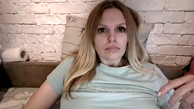 Angel girllovemy online show from 12-04-25, 09:29