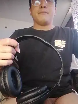 Mghty-cockl88 online show from 12-14-25, 03:39