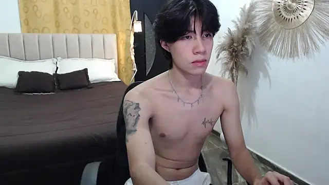 Elio-cam online show from 11-07-25, 08:14