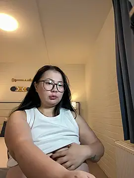 Snapshot of Sunam01 chatting on 12-20-24, 11:16 Sunam01 online show from 12-20-24, 11:16